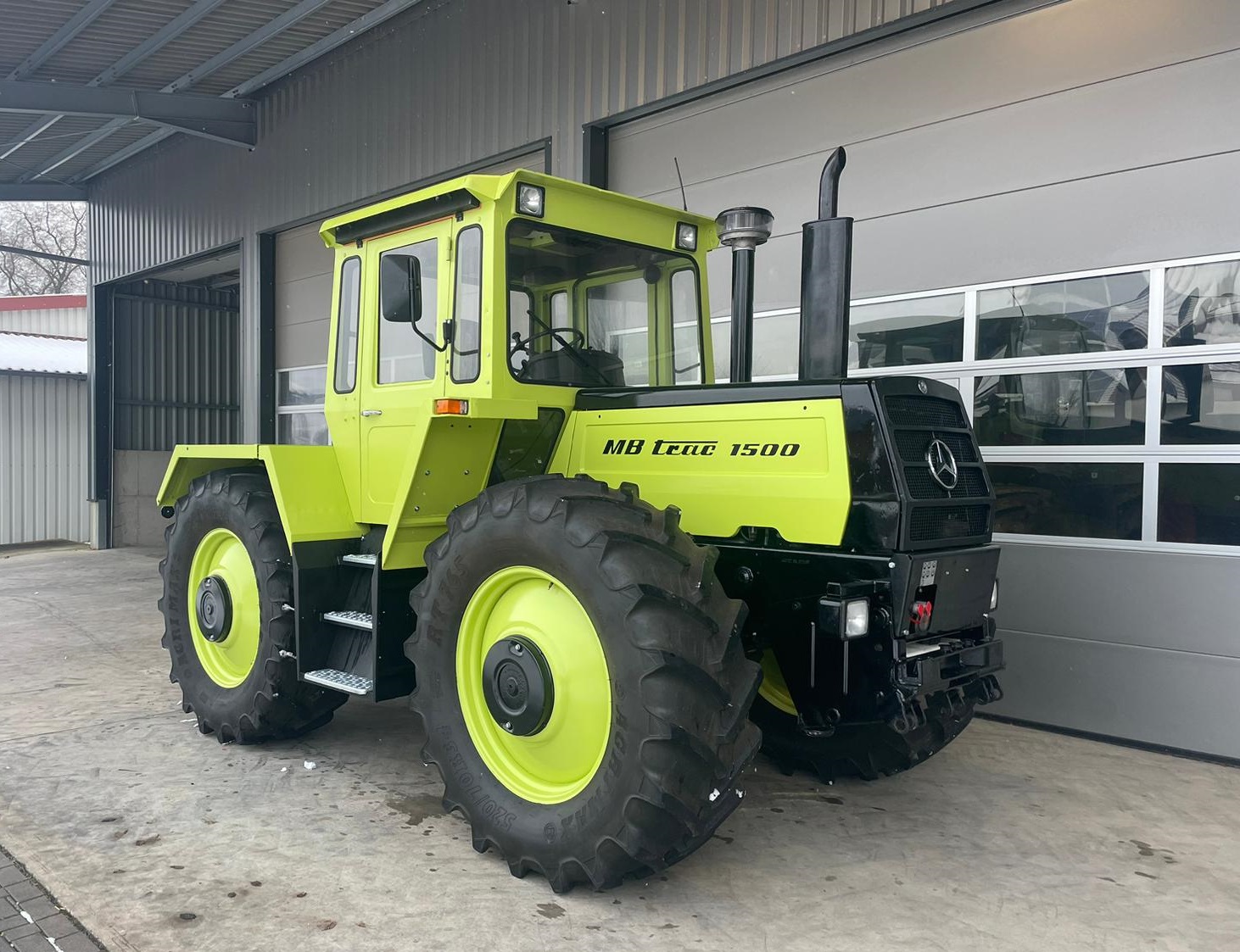 Mercedes-Benz MB Trac 1500