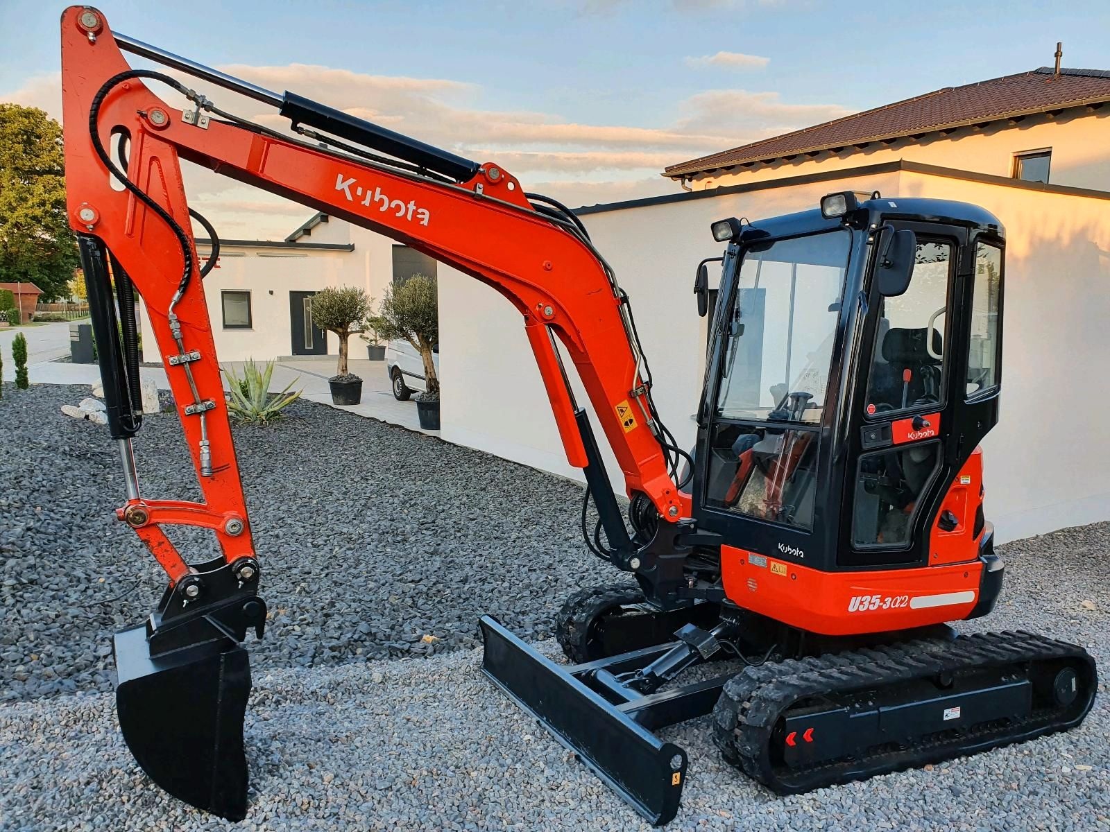 Kubota U35-3